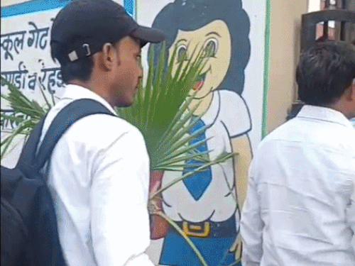 Faridabad NEET UG Exam | HCS Fake Candidate Caught; 18 Centers