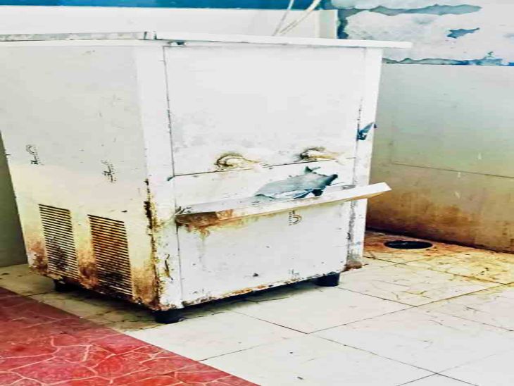 Even after a week of inspection, the hospital is in a bad condition.