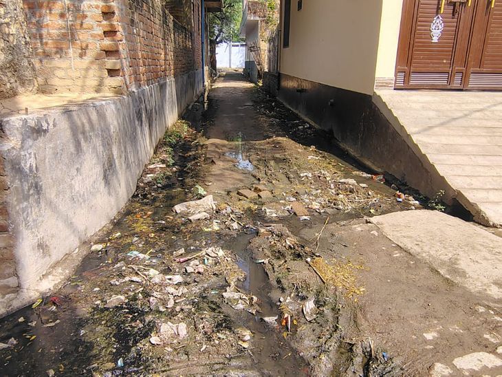 Pasai Pur-Kesam Pur Villages Sanitation Crisis | Children Slipping
