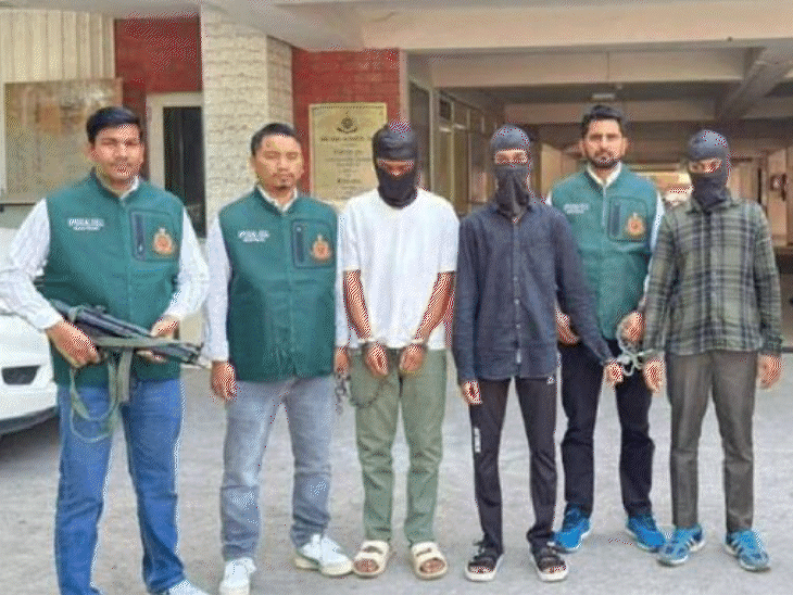 ISI से जुड़े MP के 3 युवक गिरफ्तार:दिल्ली पुलिस का खुलासा- मंदिर, ढाबा और सैन्य कैंप उड़ाने वाले थे, पाकिस्तान भेजी तस्वीरें