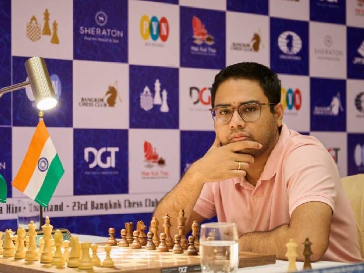 शतरंज कोई सस्ता खेल नहीं है: ग्रैंडमास्टर बनने में 50 से 70 लाख रुपये का खर्च आता है और हाल के ग्रैंडमास्टरों के माता-पिता को अपने आभूषण बेचने पड़े हैं।