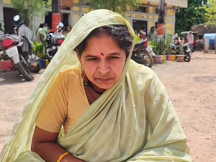 Damoh Woman Tries Self-Immolation at Municipal Office Over Sasur ...