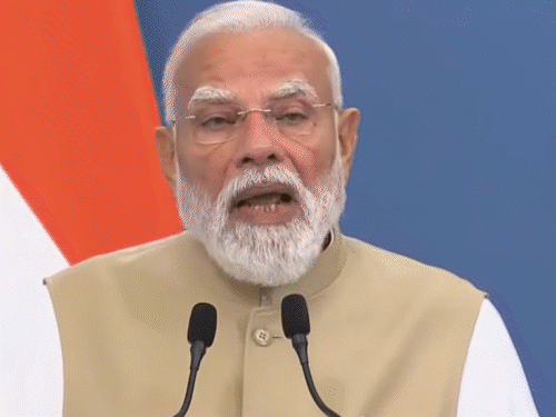 मेलोनी हिंदी में बोलीं- परिश्रम ही सफलता की कुंजी:  मोदी ने रोम और काशी को इटरनल सिटी कहा; इटली की PM को भारत आने का न्योता