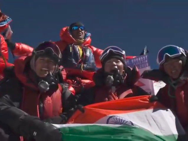 ITBP Women Expedition Everest | Chamolis Kapil Rana Hoists Tricolour