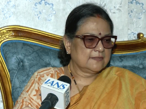 प. बंगाल में TMS सांसद काकोली घोष ने दिया इस्तीफा:  कहा- आम कार्यकर्ता की तरह पार्टी से जुड़ी रहूंगी, CM शुभेंदु की बैठक में हुईं थीं शामिल