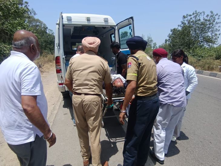कपूरथला में बाइक सवार की संदिग्ध हालत में मौत:  अत्यधिक गर्मी से हार्ट अटैक की आशंका, सड़क किनारे पड़ा देख पुलिस को दी सूचना – Kapurthala News