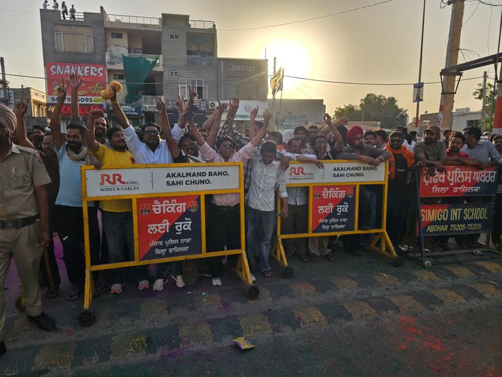 अबोहर नगर निगम पर भाजपा का परचम:  50 में से 28 सीटें जीती, सत्ताधारी ‘AAP’ को झटका; दोनों दलों का बोर्ड बनाने का दावा – Abohar News