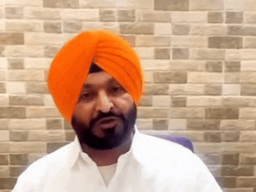 बिट्टू बोले-AAP ने फर्जी वोटिंग से जीता चुनाव:  केंद्रीय राज्यमंत्री ने वर्करों में भरा जोश; कहा-BJP के शेरों-2027 के लिए तैयार रहो – Ludhiana News