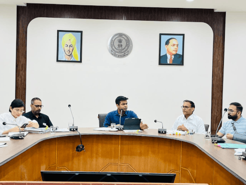 लुधियाना डीसी की अफसरों को कड़ी चेतावनी:  बोले-व्यापारियों की शिकायतें तुरंत सुलझाएं, वरना कार्रवाई झेलने को तैयार रहें – Ludhiana News