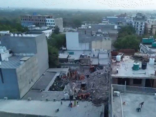 Delhi Building Collapse | 10 Injured Admitted AIIMS Trauma Center