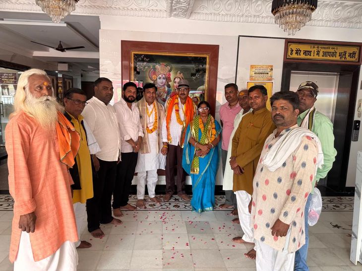 Deepak Saini Gives Guru Gobind Singh Sacrifice Message in Vrindavan