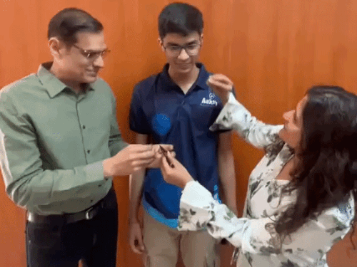 लुधियाना के तविश गोयल की जेईई-एडवांस में 504वीं रैंक:  सलाह: स्टूडेंट्स एआई, चैट-जीपीटी जैसे टूल्स को स्टडी से दूर रखें, फोकस होकर स्टडी करें – Ludhiana News