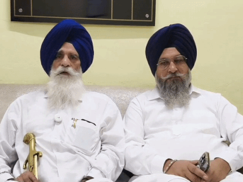 कुरुक्षेत्र के मीरी-पीरी संस्थान पर HSGMC में फूट:  प्रधान की बैठक बेअसर, झींडा समेत सिर्फ 12 मेंबर पहुंचे, दादूवाल और समर्थकों ने बनाई दूरी – Kurukshetra News