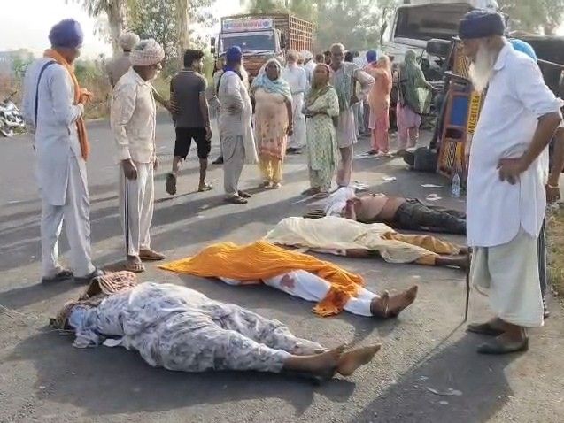 पिकअप और ट्राले की टक्कर, 8 लोगों की मौत:  9 की हालत गंभीर, फाजिल्का से अस्थियां विसर्जित करने जा रहा था परिवार – Fazilka News