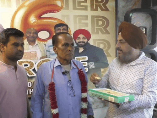 पत्थरों की चिनाई करने वाले बुजुर्ग की चमकी किस्मत:  ₹50 के टिकट ने रातों-रात बनाया ₹15 लाख का मालिक वीडियो देख डालने लगा था लॉटरी – Ludhiana News