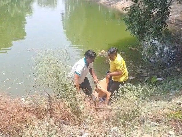 बठिंडा की झील नंबर-1 में व्यक्ति ने लगाई छलांग:  सहारा टीम ने निकाला बाहर, अस्पताल में मृत घोषित, पहचान नहीं – Bathinda News