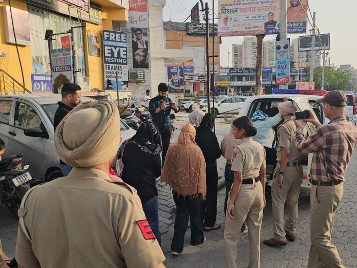 जीरकपुर के स्पा सेंटर पर पुलिस की रेड:  2 विदेशी महिलाओं समेत 6 युवतियां रेस्क्यू, दस्तावेजों की जांच जारी – Mohali News
