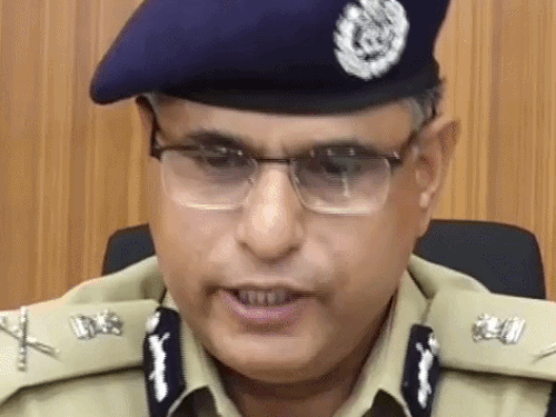 चंडीगढ़ DGP बोले धरना-प्रदर्शन लोकतंत्र का हिस्सा:  60 साल पूरे मनाई डायमंड जुबली, साइबर क्राइम और ट्रैफिक नियमों पर भी दिया संदेश – Chandigarh News