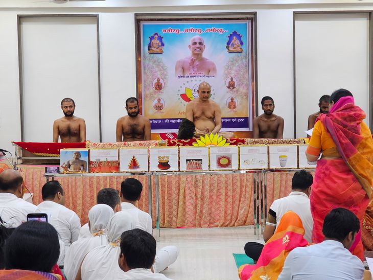 Shaleem Bagh Delhi Devotees Reach Mandsaur for Guruvr Bhakti Shrinkhla