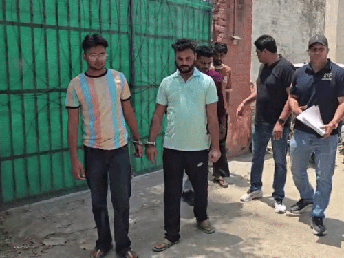 कुरूक्षेत्र के डॉक्टर की हत्या की साजिश नाकाम:  करनाल STF ने काला राणा गैंग के 3 बदमाश दबोचे, दो ऑटोमैटिक गन-25 कारतूस बरामद – Karnal News