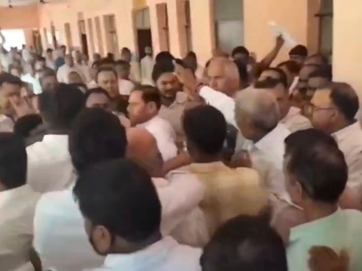 Haidergarh SDM Rajesh Vishwakarma Alleges Power Cut, Abuse | Barabanki ...