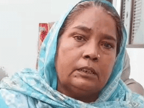 जालंधर में दबंगों ने घर में घुसकर चलाईं गोलियां:  हमले में एक महिला घायल; घर के बाहर नशा बेचने का विरोध करने पर वारदात – Jalandhar News