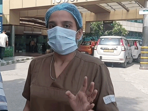 गुरुग्राम में पंजाब के असिस्टेंट-मैनेजर ने नर्स को थप्पड़ मारे:  पीड़िता बोलीं- सोफे पर गिराया, गलत करना चाहता था; डॉक्टर चुपचाप देखते रहे – gurugram News