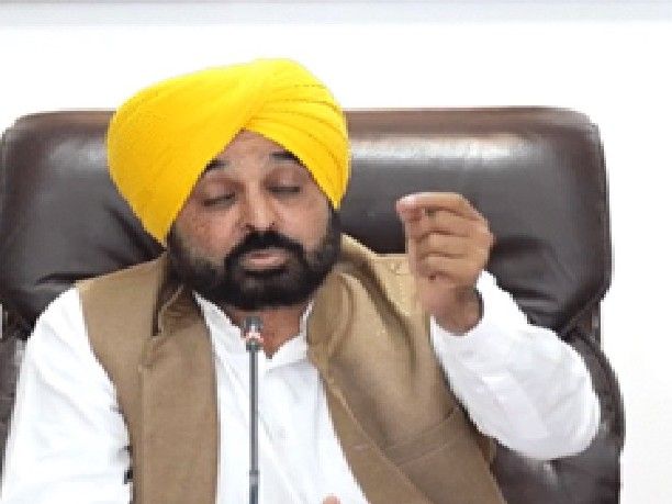 पंजाब में ‘विकसित भारत-ग्राम जी’ योजना पर घमासान:  मान सरकार ने जारी की अधिसूचना; राजा वड़िंग ने पूछा -BJP के साथ क्या डील हुई? – Pathankot News