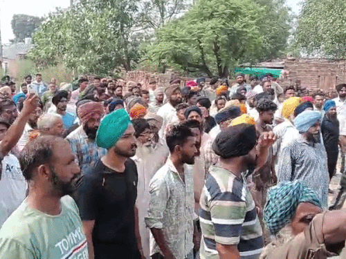 मोहाली के गांव नगलियां के सूबेदार सुरिंदर सिंह शहीद:  अरुणाचल में सेना का ट्रक खाई में गिरा: राजकीय सम्मान के साथ हुआ अंतिम संस्कार – Mohali News