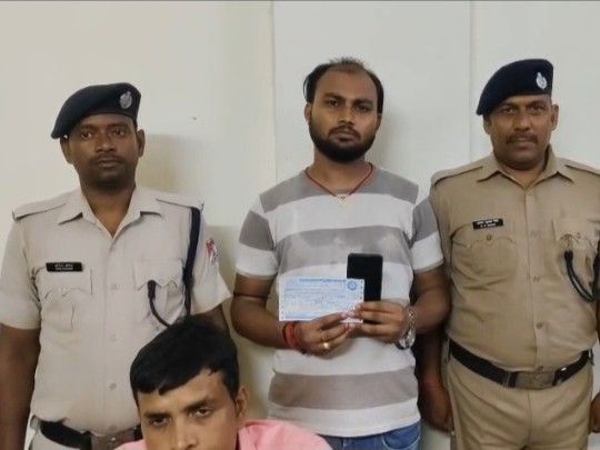 गया में रेलवे टिकट दलाल गिरफ्तार; तत्काल टिकटों की कालाबाजारी का खुलासा