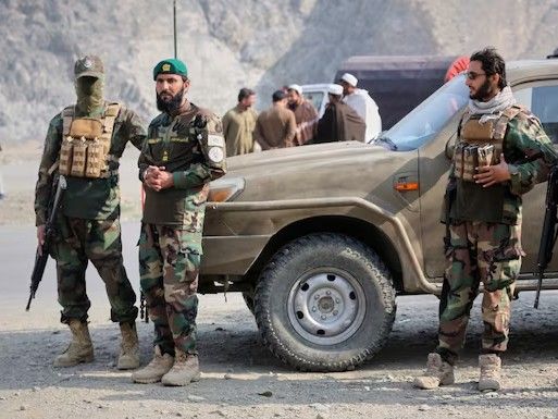पाकिस्तान का दावा- अफगानिस्तान में तीन ठिकानों पर हमले किए:  TTP कमांडर समेत 29 आतंकी मारे; एक दिन पहले कराची में आतंकी हमला हुआ था