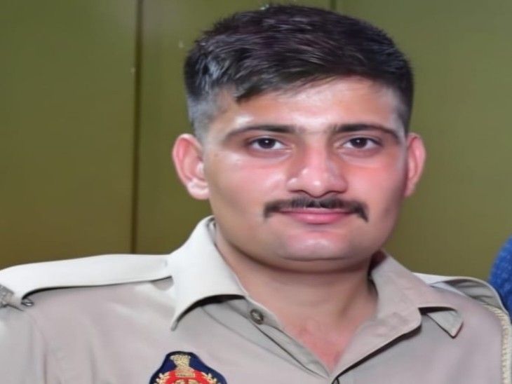 शाहजहांपुर सड़क हादसा; एंबुलेंस ट्रक से टकराई; कांस्टेबल की मौत, डॉक्टर-चालक घायल