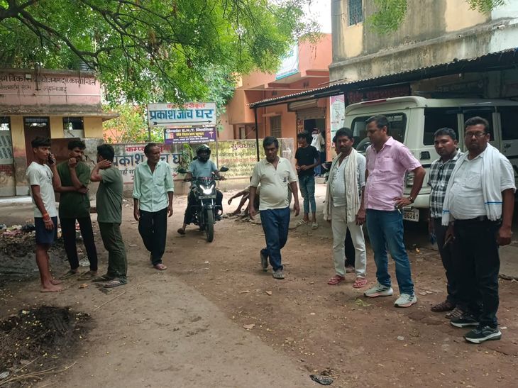 जहानाबाद सड़क हादसा; पिता-पुत्र की मौत; NH-22 जाम; मुआवजे की मांग