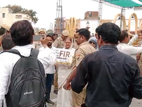 राम मंदिर चोरी; अयोध्या में कांग्रेस अध्यक्ष अजय राय नजरबंद; पत्नी को जान का खतरा