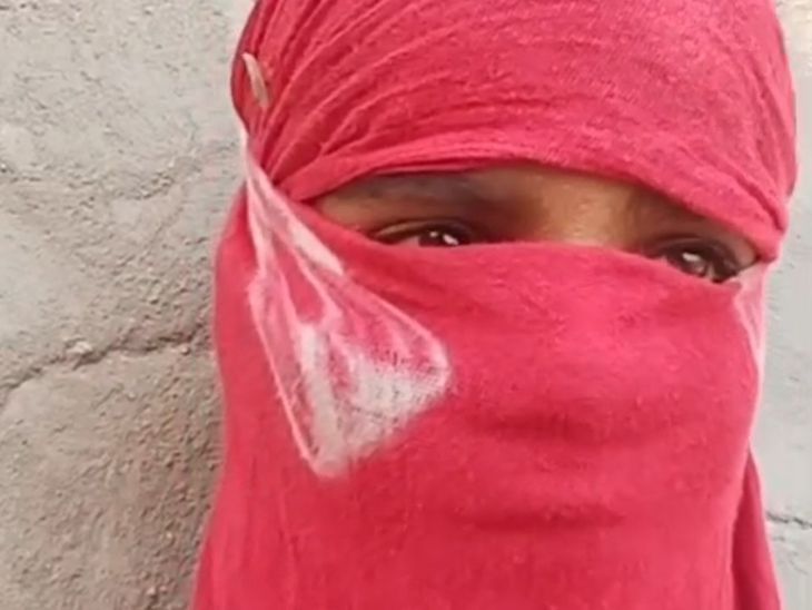 बदायूं गैंगरेप; पुलिस पर तहरीर बदलने का आरोप; सांसद आदित्य बोले- सुरक्षा भगवान भरोसे