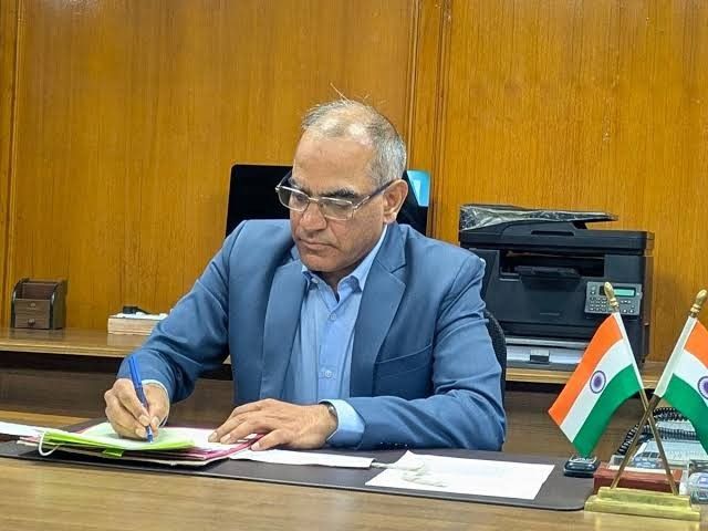 हिमाचल में HAS अधिकारियों के विभाग बदले; सचिन कनवाल से CEO का चार्ज वापस