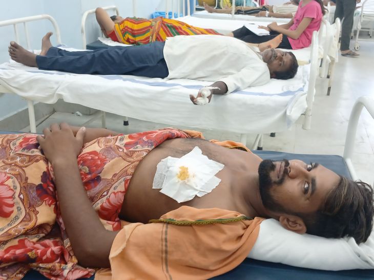 गोपालगंज में खेत की मेड़ पर खूनी जंग; बाप-बेटे समेत तीन को धारदार हथियार से काटा