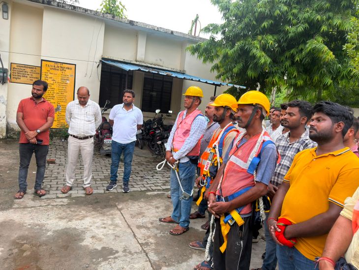 देवरिया में बिजली कर्मियों को सुरक्षा कवच; हादसों पर लगेगी लगाम