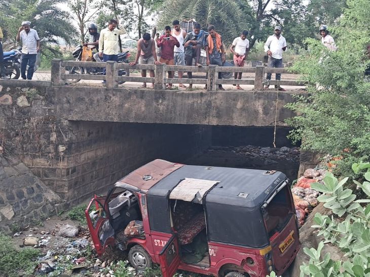 औरंगाबाद स्कूल वैन हादसा; DM ने प्राचार्य को भेजा नोटिस; 15 बच्चे घायल