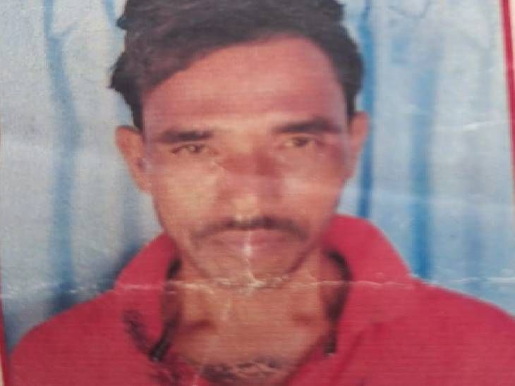 झांसी में पेड़ पर लटका मिला युवक का शव; हत्या का आरोप; पुलिस बोली- सुसाइड