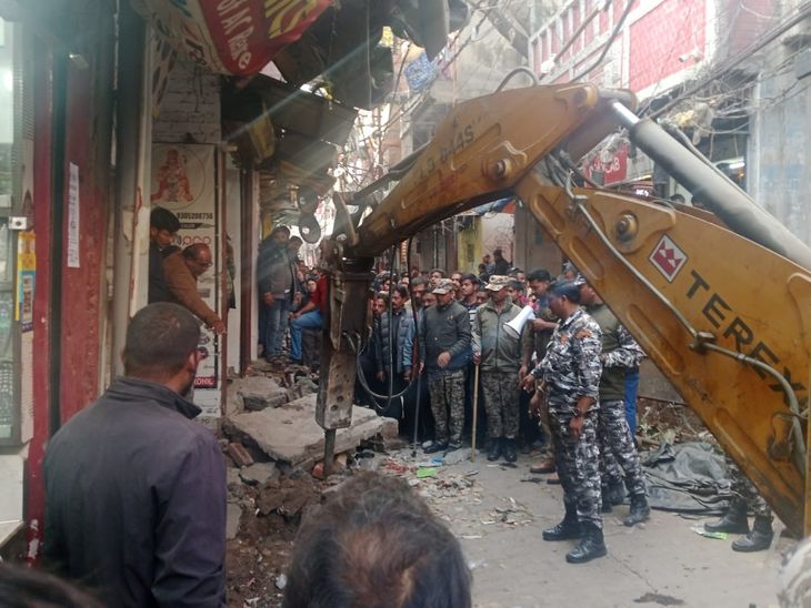 काशी विश्वनाथ कॉरिडोर; दालमंडी दुकानदारों की याचिका हाईकोर्ट ने की खारिज