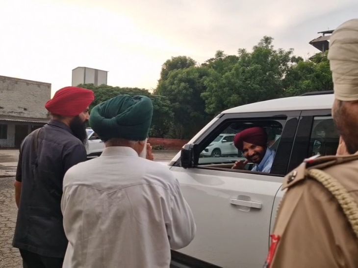 चन्नी के ‘शक्ति प्रदर्शन’ के बीच वड़िंग का ‘साइलेंट गेम’:  पंजाब कांग्रेस में अंदरूनी जंग: पूर्व सीएम के धुर विरोधी दूलो से मिले प्रदेश अ​ध्यक्ष, बंद कमरे में बैठक – Khanna News