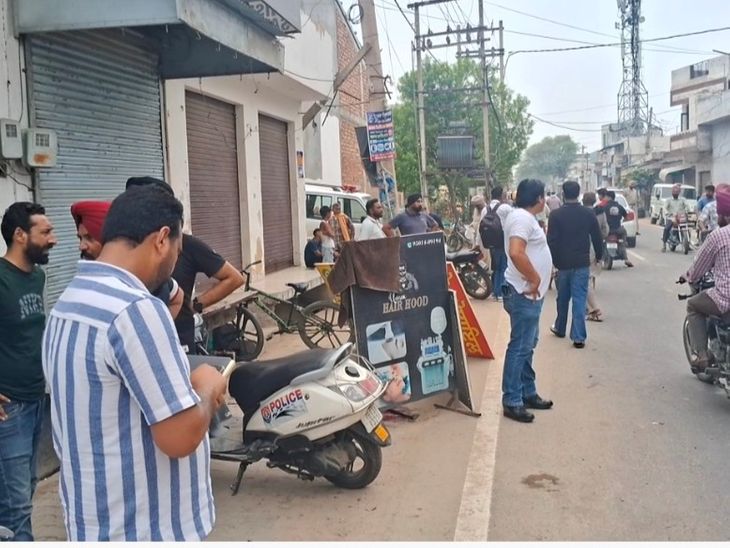 धूरी में दो गुटों में खूनी झड़प, दो की मौत:  पुरानी दुश्मनी के चलते शुरू हुआ विवाद, कुछ देर में चलने लगे लाठी-डंडे और धारदार हथियार – Sangrur News