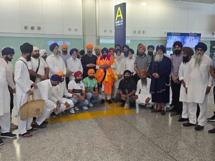 अकाल तख्त के जत्थेदार कुलदीप गड़गज हांगकांग पहुंचे:  गुरुद्वारा खालसा दीवान के निमंत्रण पर 3 दिवसीय दौरा; सिखी के प्रचार पर होगा मंथन – Amritsar News