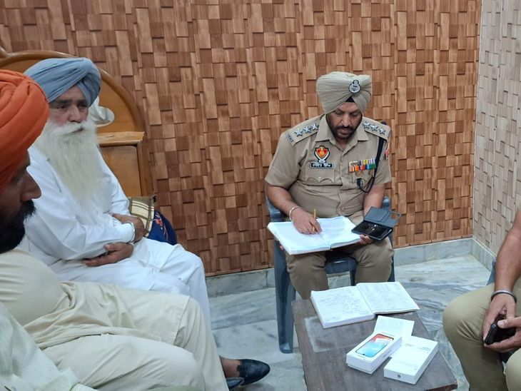 तरनतारन में बेखौफ लुटेरों का तांडव:  नौरंगाबाद गांव में गन पॉइंट पर मां-बेटी को बंधक बनाया, 20 लाख के गहने और बुलेट ले गए बदमाश – tarn-taran News