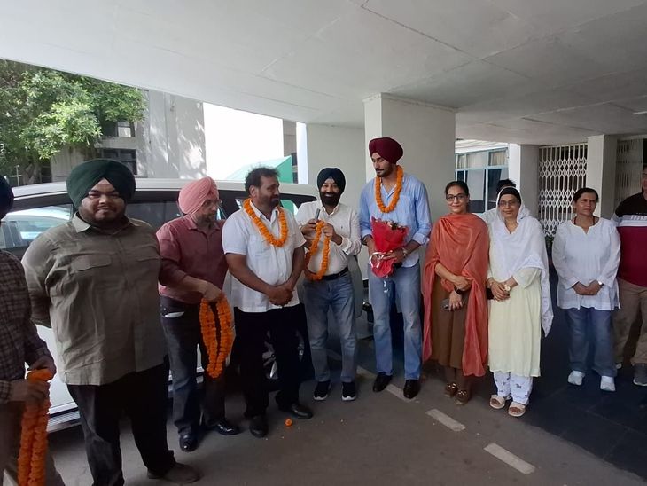 40 साल बाद भारत को वॉलीबॉल में पदक मिला:  कप्तान अमरिंदर पाल सिंह लौटे, पटियाला के पंजाबी यूनिवर्सिटी में हुआ जोरदार स्वागत – Patiala News
