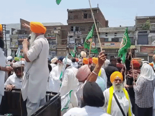 लुधियाना में किसानों ने जाम किया नेशनल हाईवे:  बोले- मांगें पूरी नहीं होने तक जारी रहेगा संघर्ष, मंत्री मुंडिया ने कहा- ड्रामेबाजी अच्छी नहीं लगती – Ludhiana News