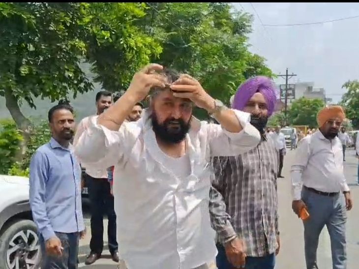 कादियां नगर परिषद चुनाव से पहले हंगामा:  आप-कांग्रेस के काउंसलर भिड़े, 3 कांग्रेस पार्षद लापता; पुलिस ने कई लोगों को किया गिरफ्तार – Batala News