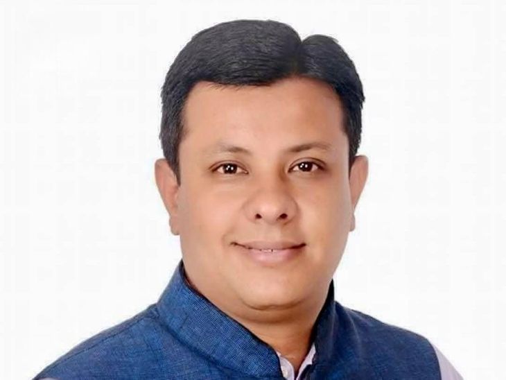 अमृतसर भाजपा में बड़ा संगठनात्मक बदलाव:  सलिल कपूर बने नए जिला अध्यक्ष, पार्टी कई बड़े पदों पर काम कर चुके हैं – Amritsar News