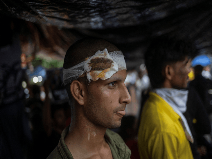 कॉकरोच पार्टी के प्रदर्शन का 33वां दिन:  घायल समर्थक जंतर-मंतर पहुंचे, प्रदर्शनकारी भी बढ़े; दावा- वांगचुक से मिले नड्डा और जितेंद्र सिंह, बातचीत की पहल